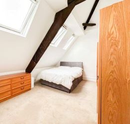 Flat 10 Holt House, 54 Ullet Road, Liverpool, Merseyside, L17 3AT