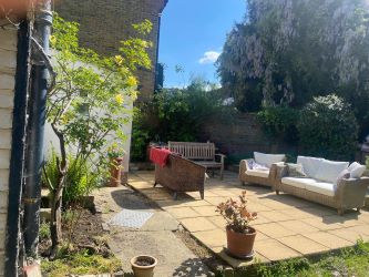 North Lodge, 21 North Street, Carshalton, Surrey, SM5 2HW