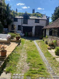 North Lodge, 21 North Street, Carshalton, Surrey, SM5 2HW