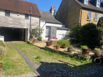 North Lodge, 21 North Street, Carshalton, Surrey, SM5 2HW