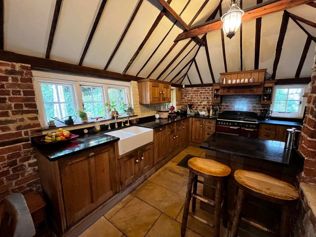 North Lodge, 21 North Street, Carshalton, Surrey, SM5 2HW