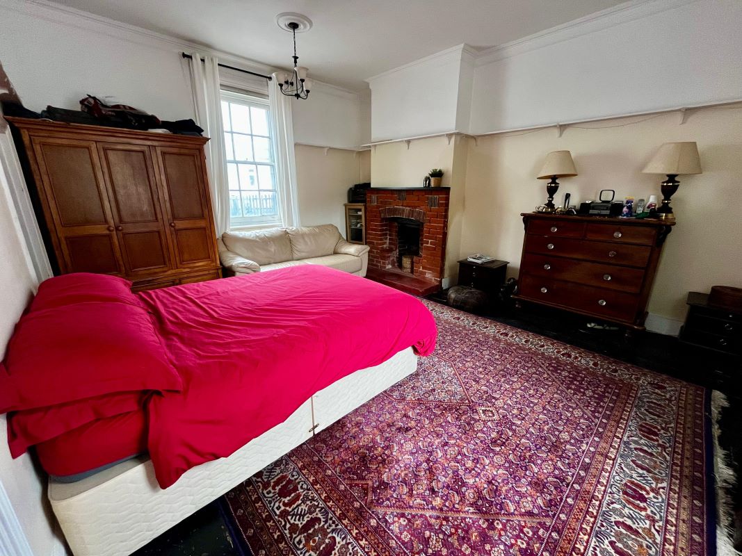 North Lodge, 21 North Street, Carshalton, Surrey, SM5 2HW