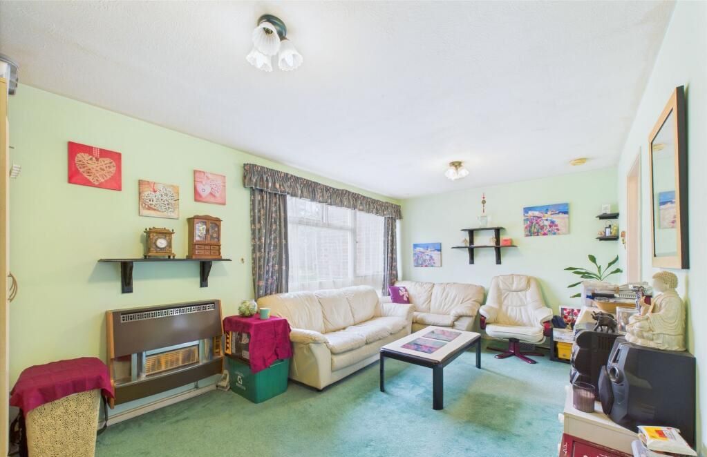 245 Beverley Drive, Edgware, Middlesex, HA8 5NL