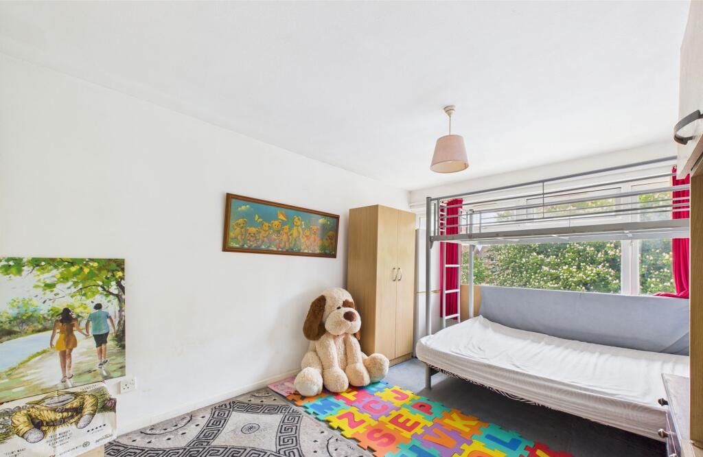 245 Beverley Drive, Edgware, Middlesex, HA8 5NL