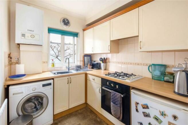 Flat B, 186-188 Cassland Road, Hackney, London, Hackney, E9 5DA