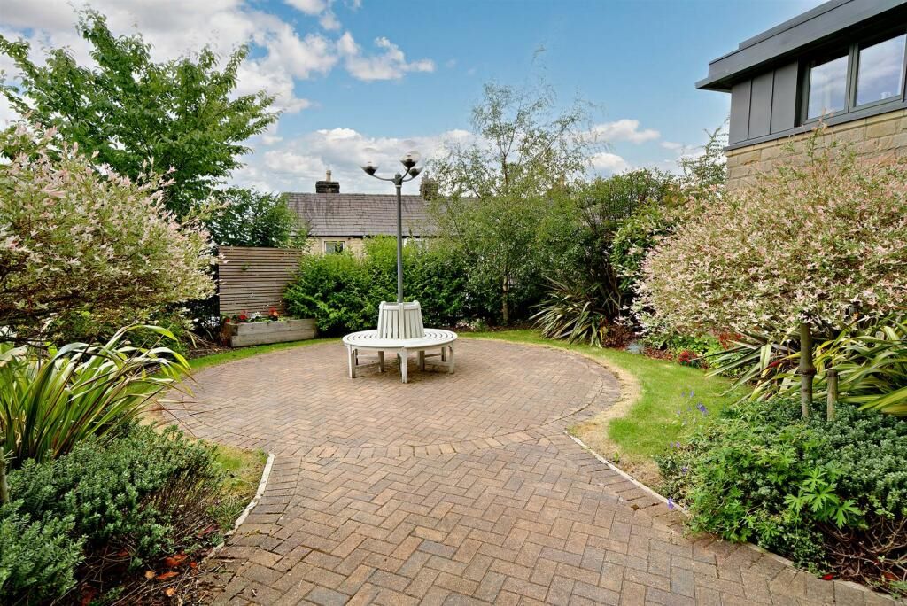 Flat 8 Williamson Court, 142 Greaves Road, Lancaster, Lancashire, LA1 4AR