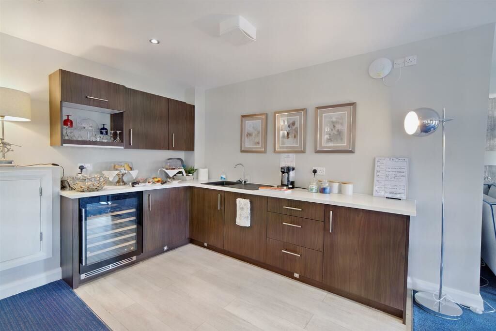 Flat 8 Williamson Court, 142 Greaves Road, Lancaster, Lancashire, LA1 4AR