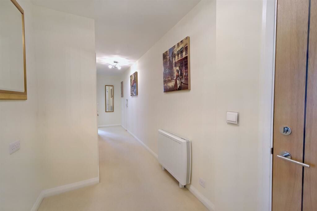 Flat 8 Williamson Court, 142 Greaves Road, Lancaster, Lancashire, LA1 4AR