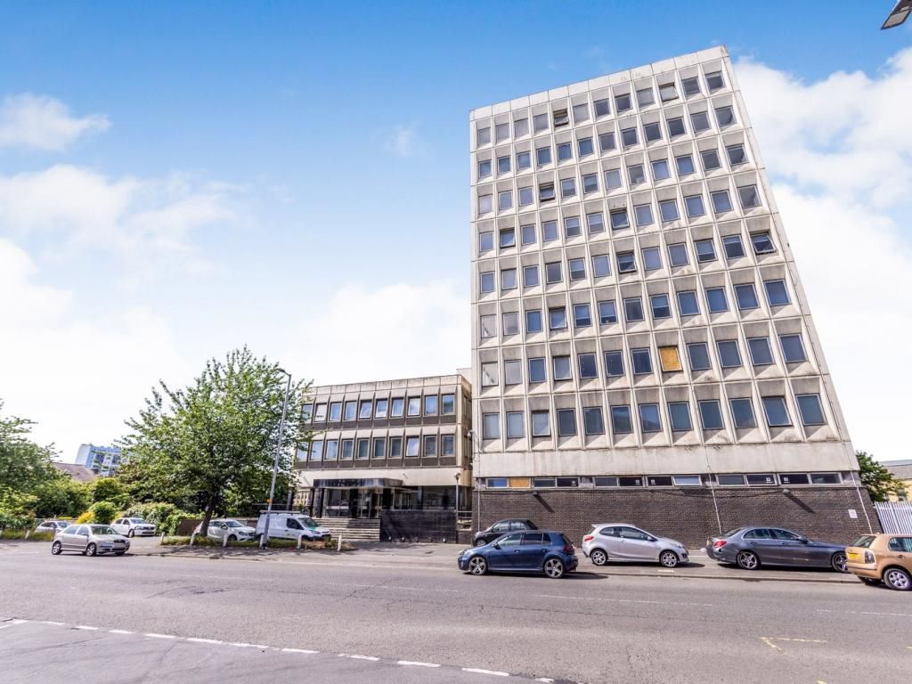 Flat 309 Colonnade House, 201 Sunbridge Road, Bradford, West Yorkshire, BD1 2BQ