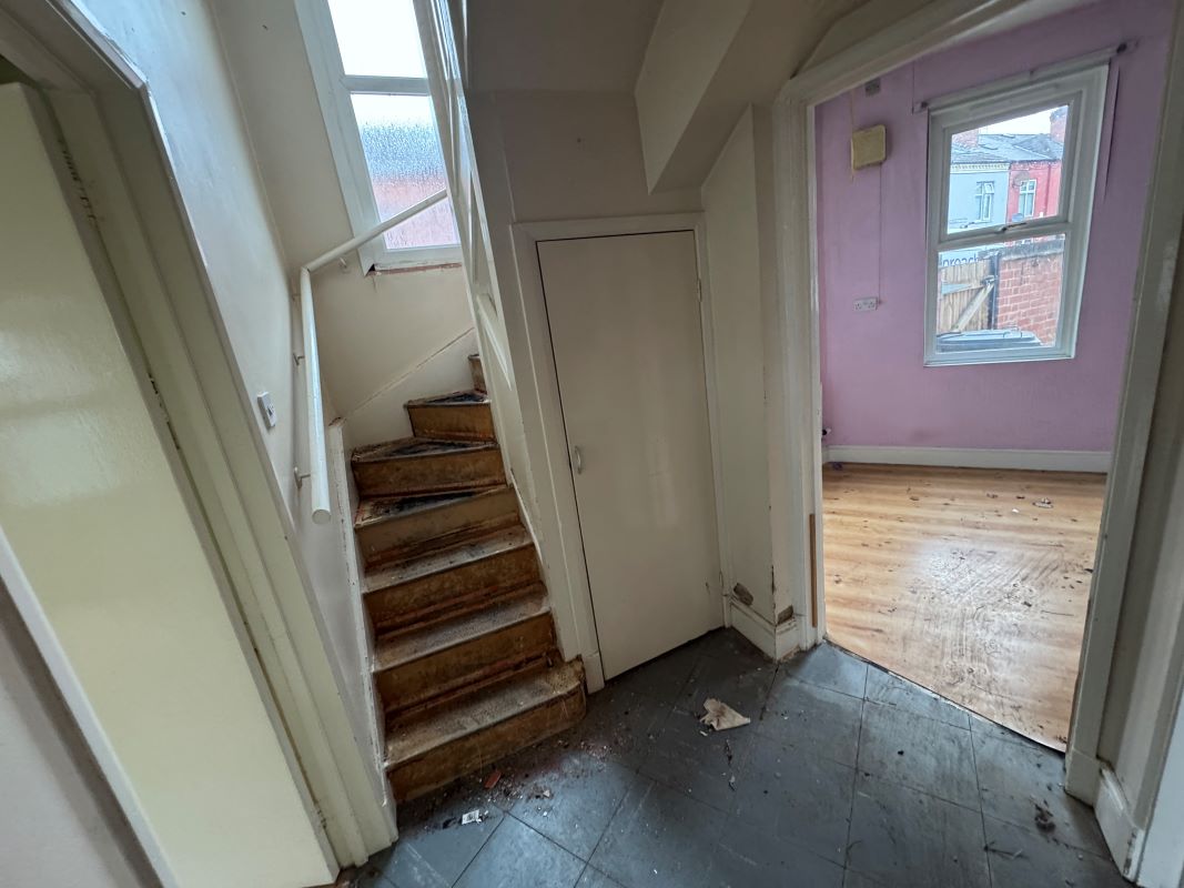 2 Nottingham Road, Spinney Hill, Leicester, LE5 3TT