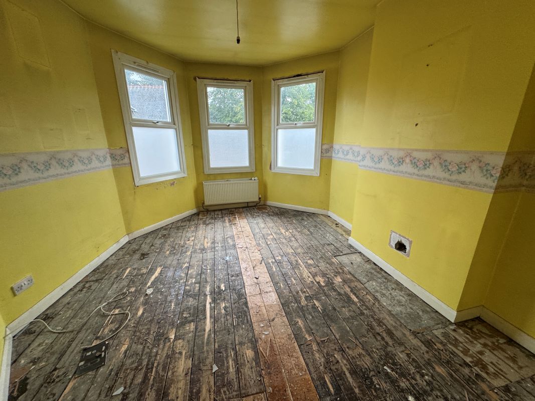 2 Nottingham Road, Spinney Hill, Leicester, LE5 3TT