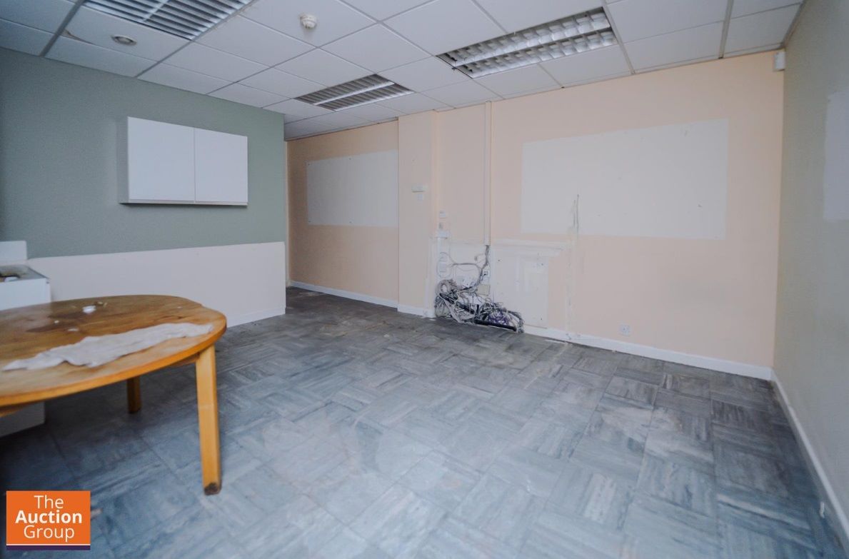Lot Image