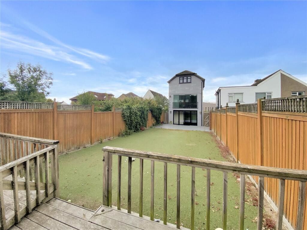 417 Blackfen Road, Sidcup, Kent, DA15 9NN