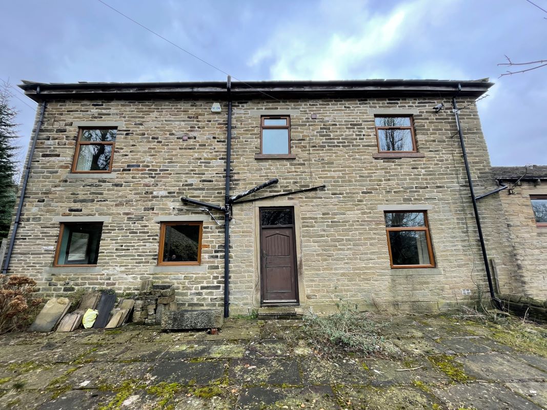 Photo of Leighton Farm, Ovenden Wood, Halifax, West Yorkshire, HX2 0TN