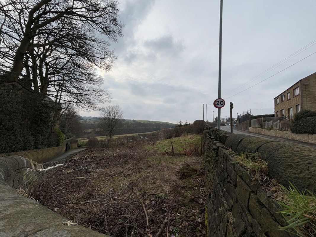 Photo of Land off Stainland Road, Holywell Green, Halifax