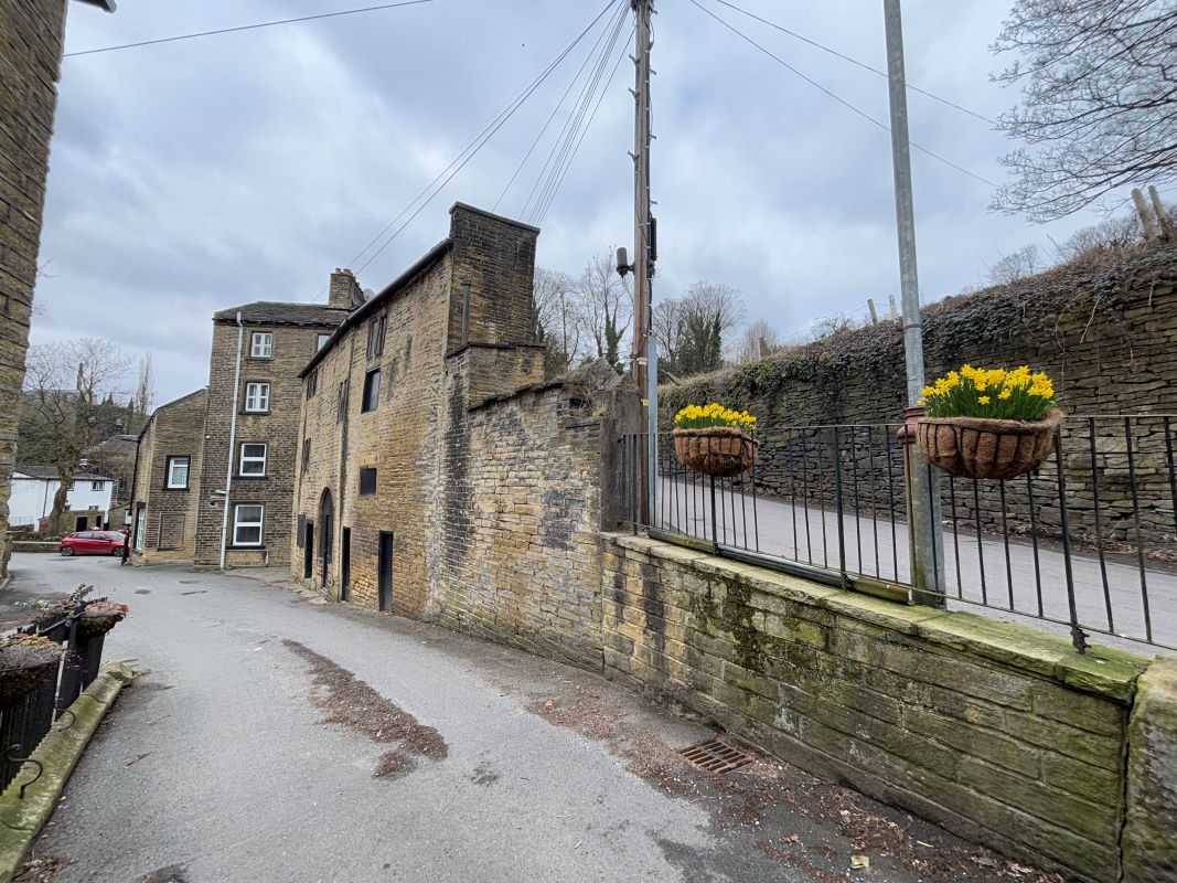 Photo of The Old Slaughterhouse, Stocks Lane, Luddenden, Halifax, Calderdale, HX2 6PX