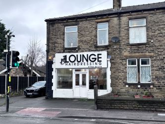 Photo of 193/193a Wakefield Road, Dewsbury, West Yorkshire, WF12 8AW