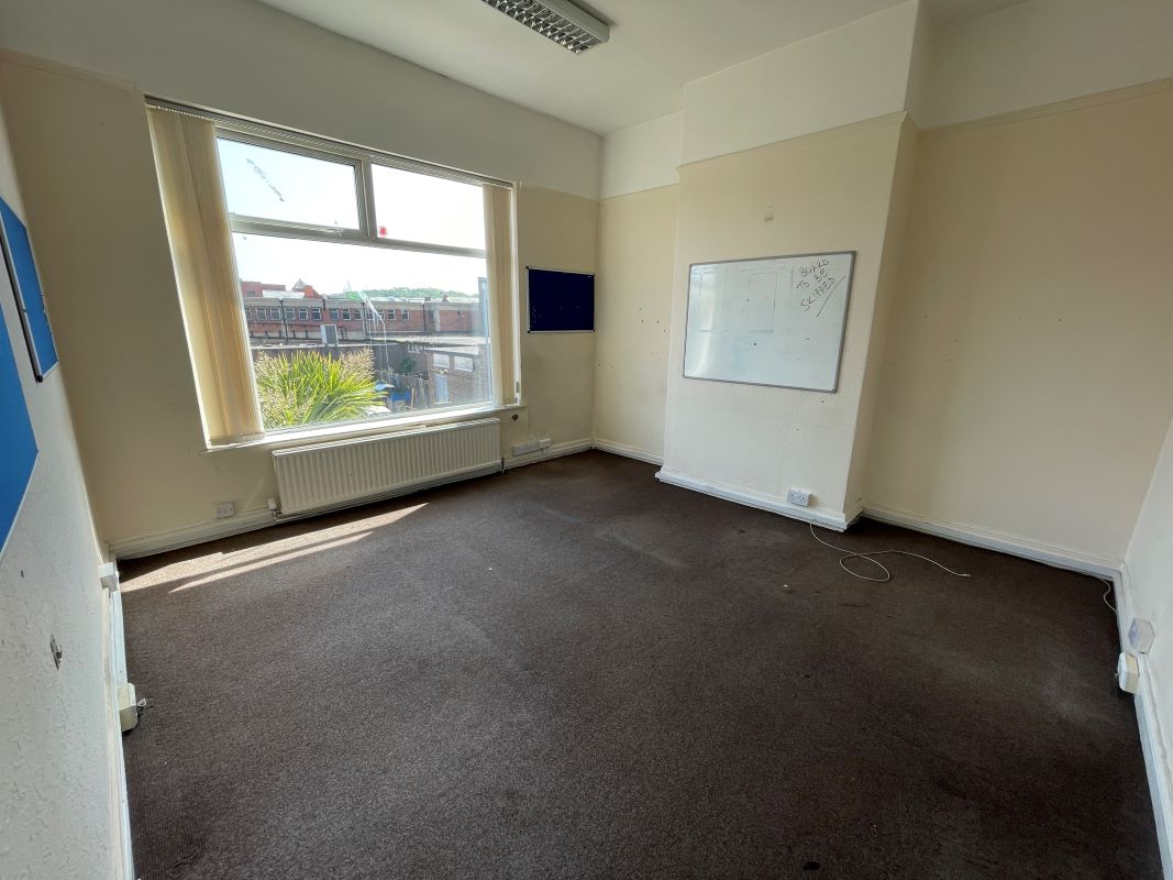 Photo of 4/6 Wesley Street, Castleford, West Yorkshire, WF10 1AE