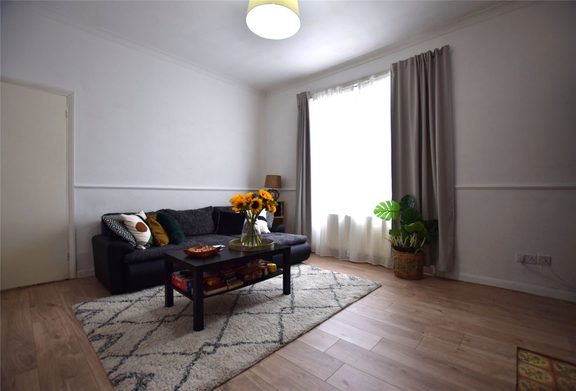 21 Villa Place, Gateshead, Tyne And Wear, NE8 1RY