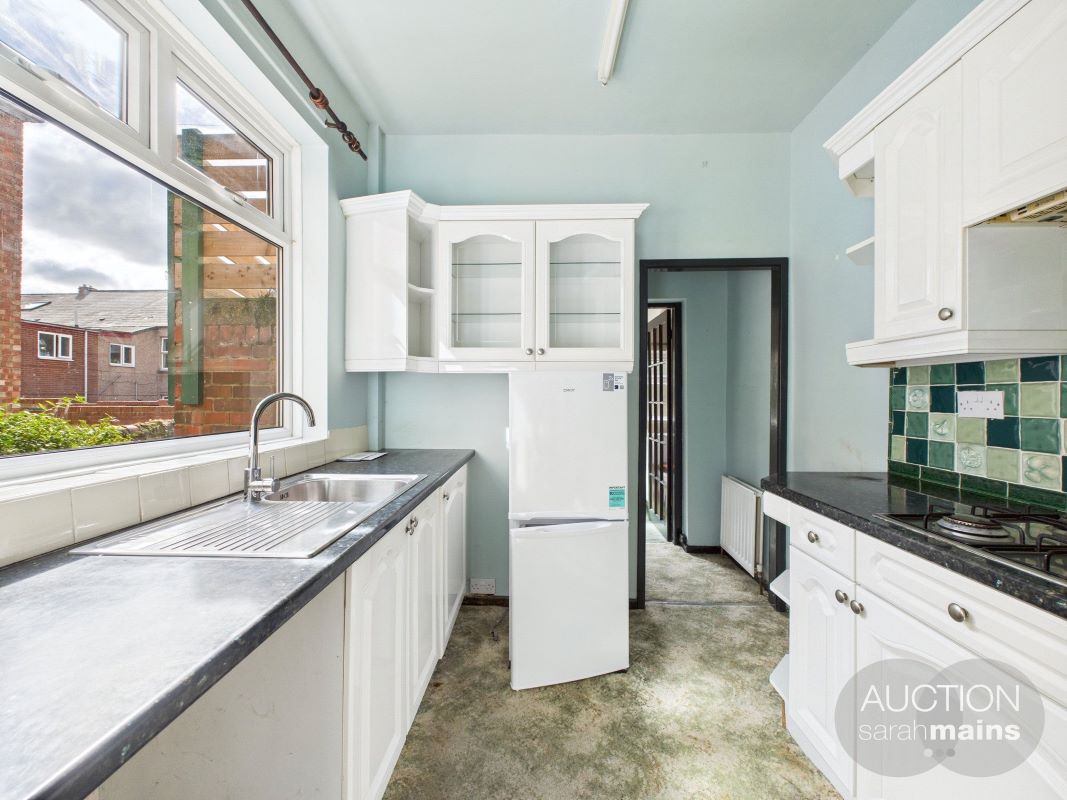 102 Brinkburn Avenue, Gateshead, Tyne And Wear, NE8 4JU