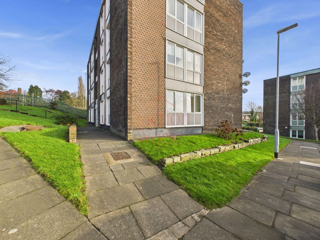 10 Bodmin Court, Gateshead, Tyne And Wear, NE9 6UP