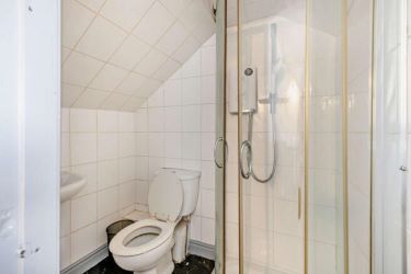 74 Mount Avenue, Bradford, West Yorkshire, BD2 2JA