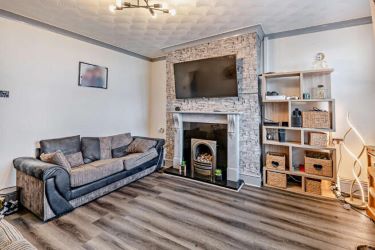 74 Mount Avenue, Bradford, West Yorkshire, BD2 2JA