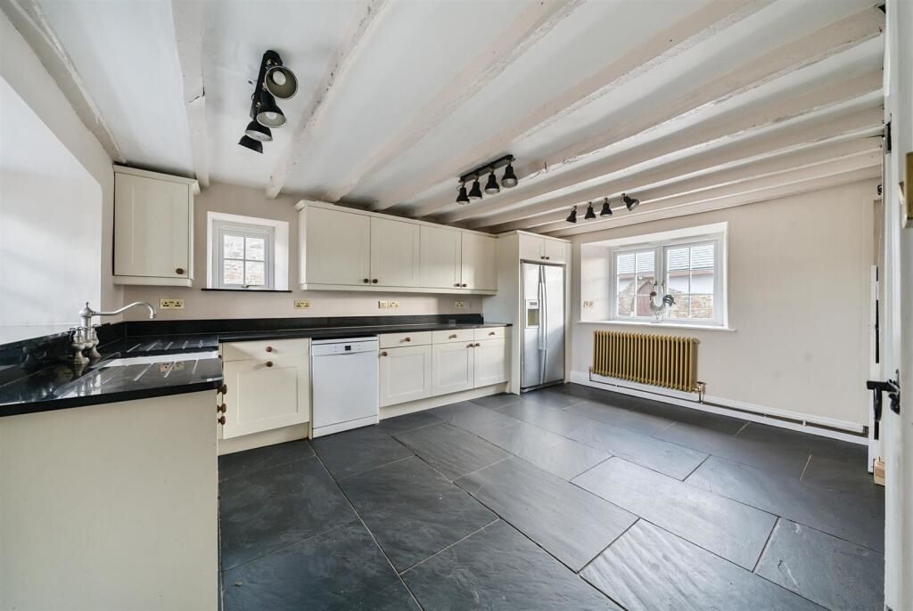 Burstone Farm, Langtree, Torrington, Devon, EX38 8NW