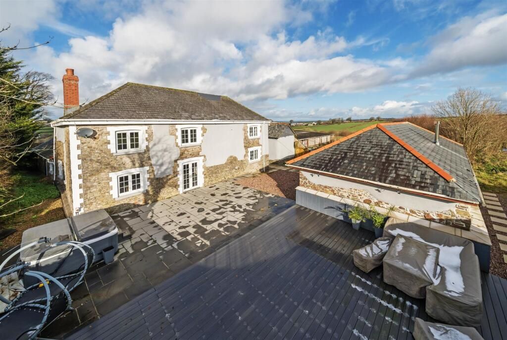 Burstone Farm, Langtree, Torrington, Devon, EX38 8NW