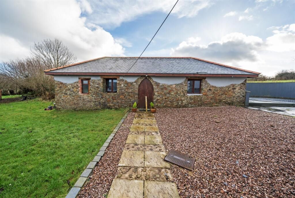 Burstone Farm, Langtree, Torrington, Devon, EX38 8NW