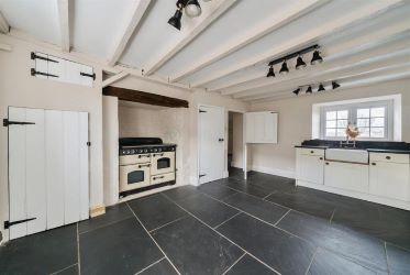 Burstone Farm, Langtree, Torrington, Devon, EX38 8NW