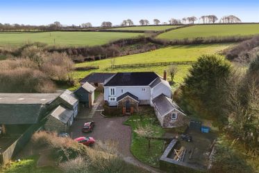 Burstone Farm, Langtree, Torrington, Devon, EX38 8NW