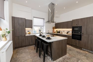 16 Heath View Street, Halifax, West Yorkshire, HX1 2JU