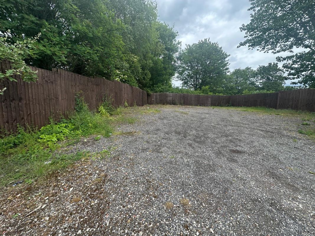 Bracken Edge Football Ground, Roxholme Road, Leeds, West Yorkshire, LS7 4JG