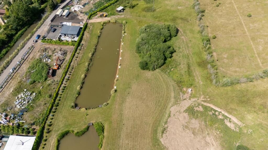 The Old Brickworks, Brickyard Lane, Walkeringham, Nottinghamshire, DN10 4LZ