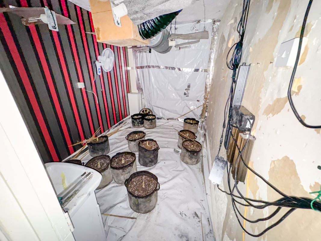 Wakefield House Hotel, 18 Hull Road, Blackpool, Lancashire, FY1 4QB