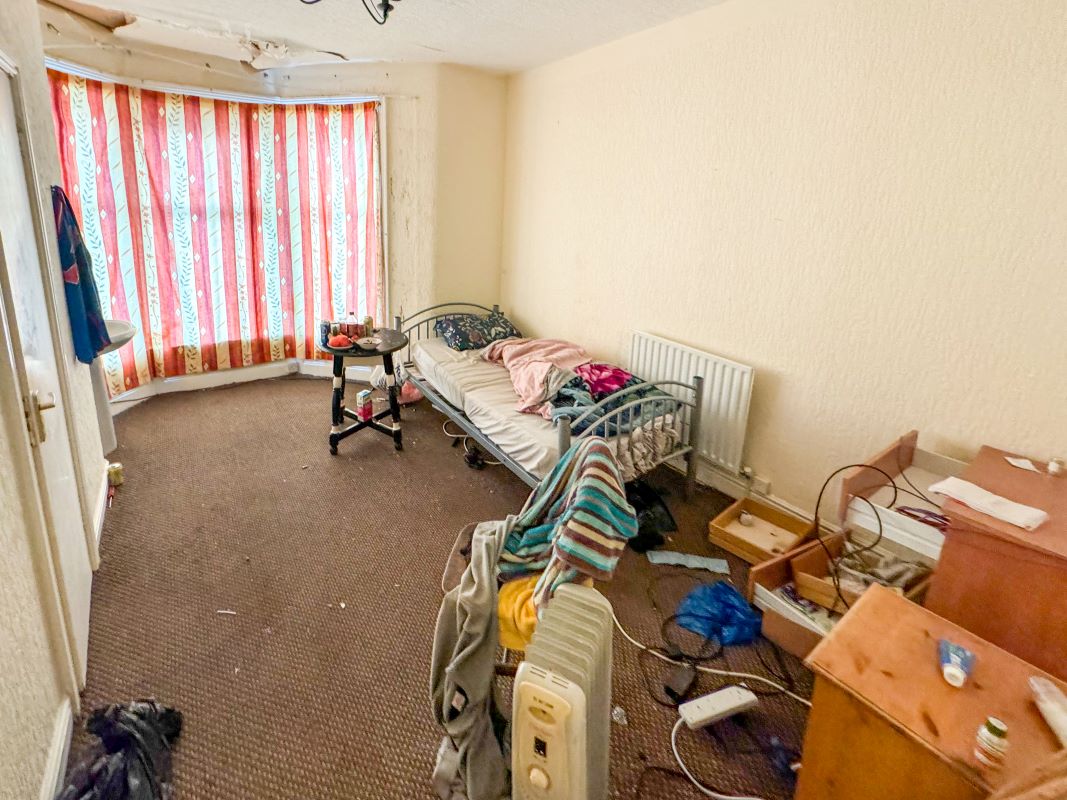 Wakefield House Hotel, 18 Hull Road, Blackpool, Lancashire, FY1 4QB