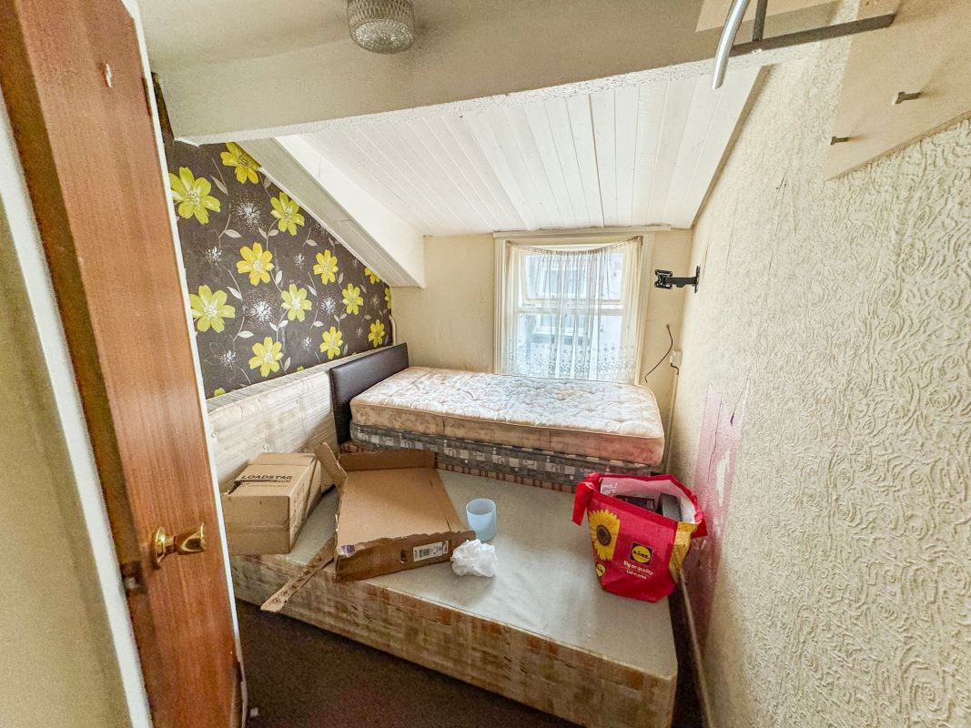 Wakefield House Hotel, 18 Hull Road, Blackpool, Lancashire, FY1 4QB