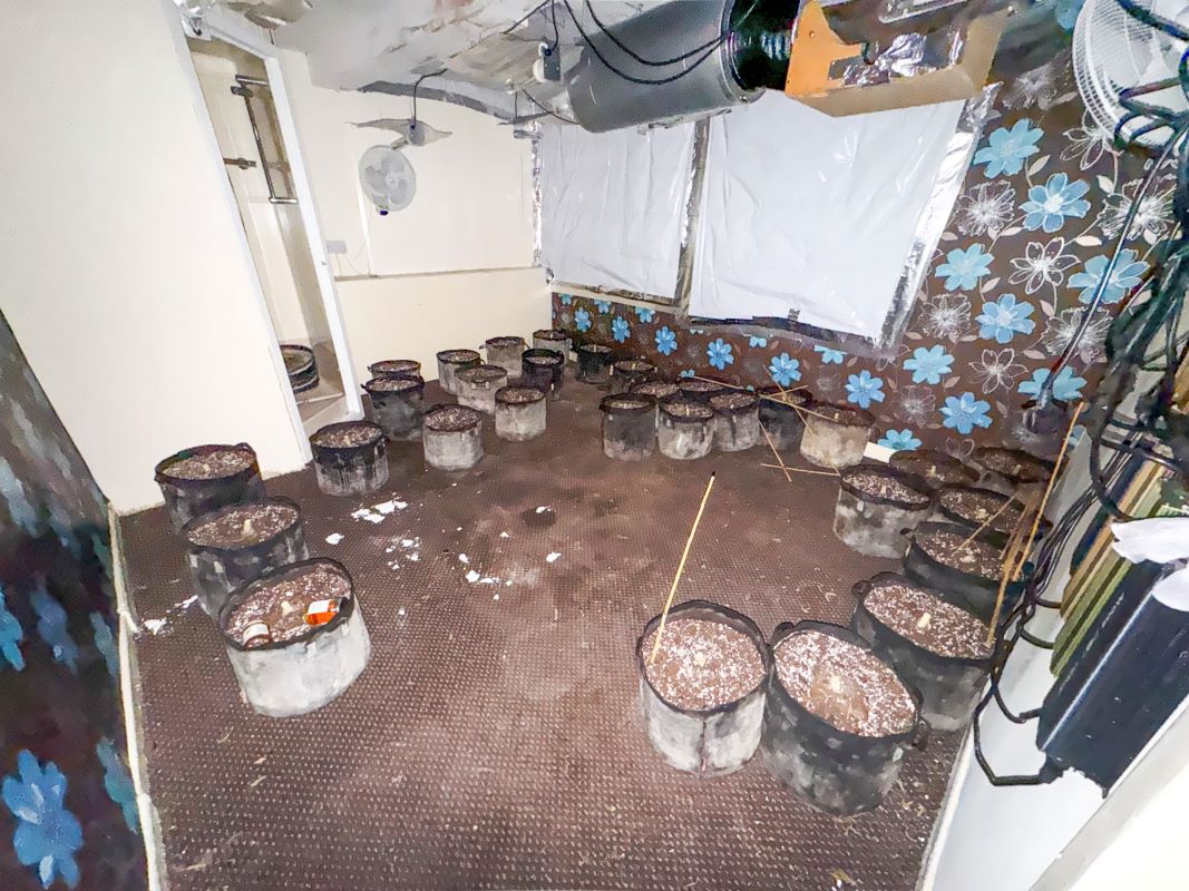 Wakefield House Hotel, 18 Hull Road, Blackpool, Lancashire, FY1 4QB