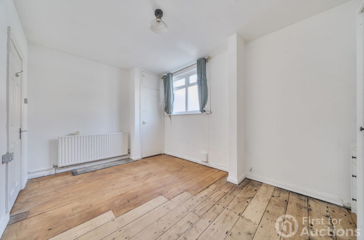 Image 10 of 17