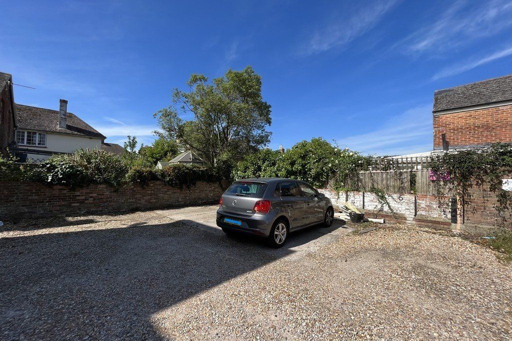 Image 10 of 11