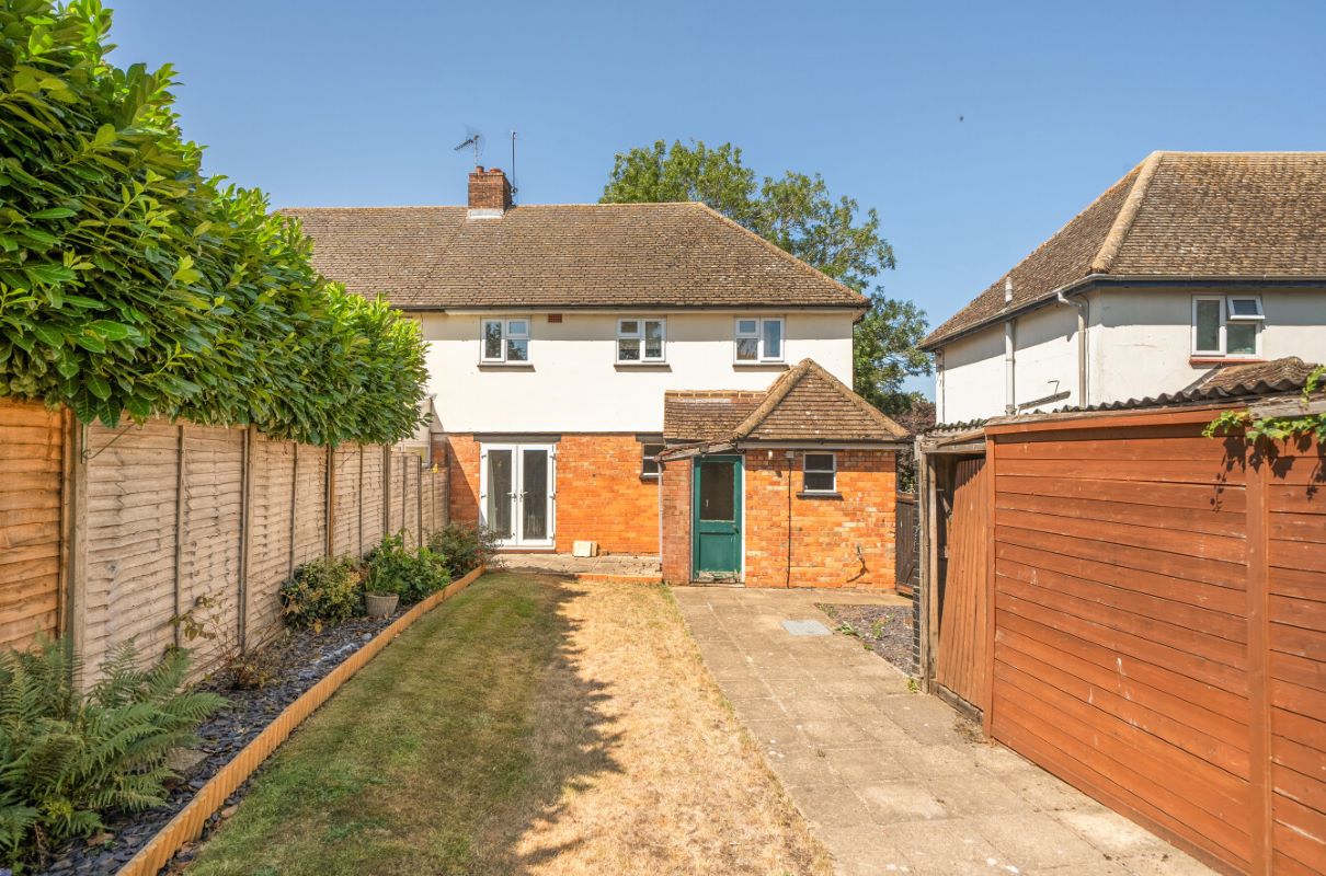 Image 4 of 19