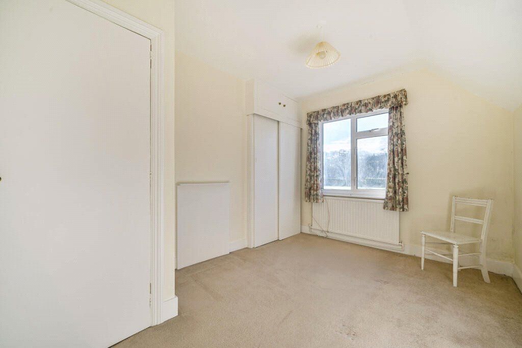 Image 10 of 21