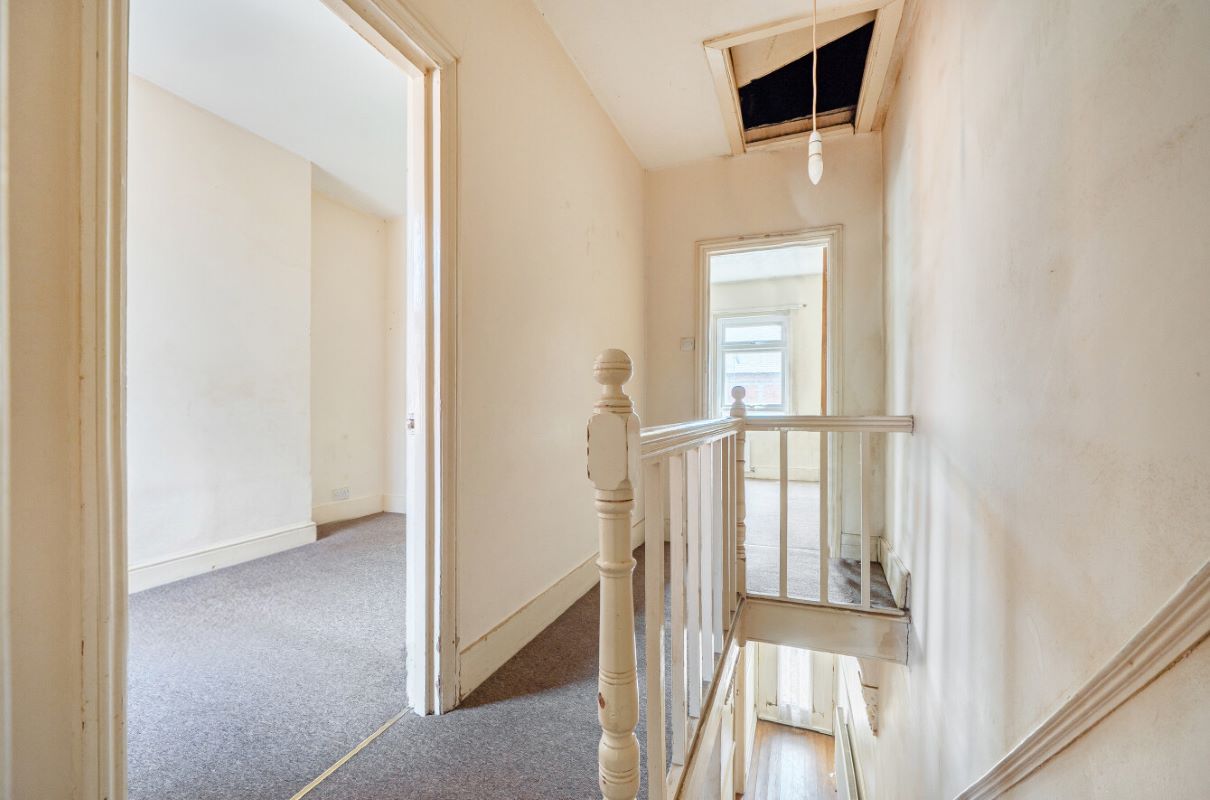 Image 10 of 17