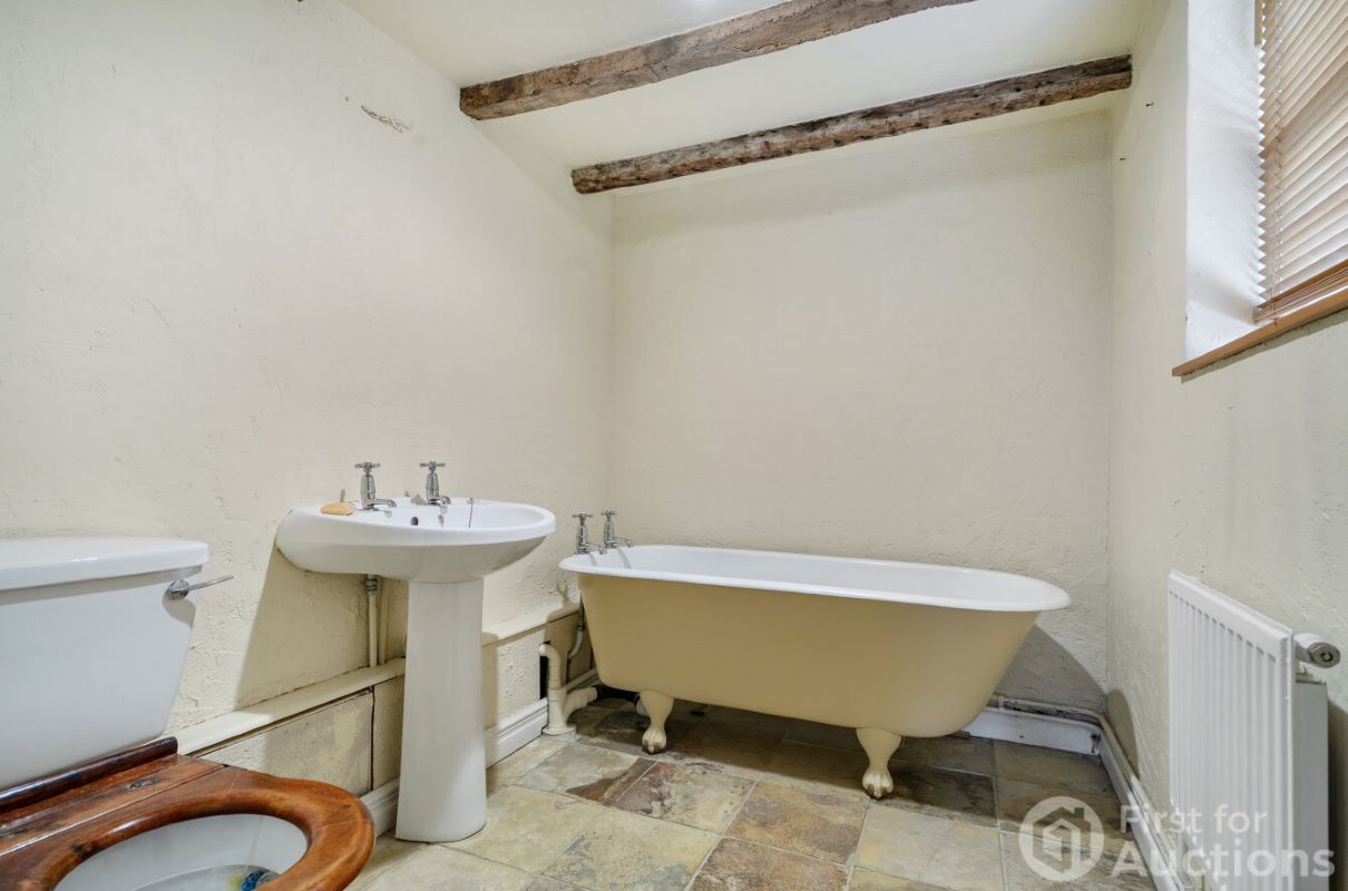 Image 14 of 25