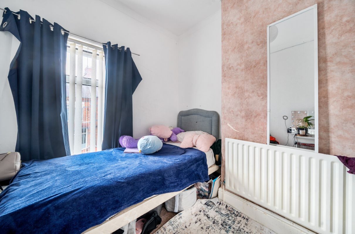 Image 12 of 20