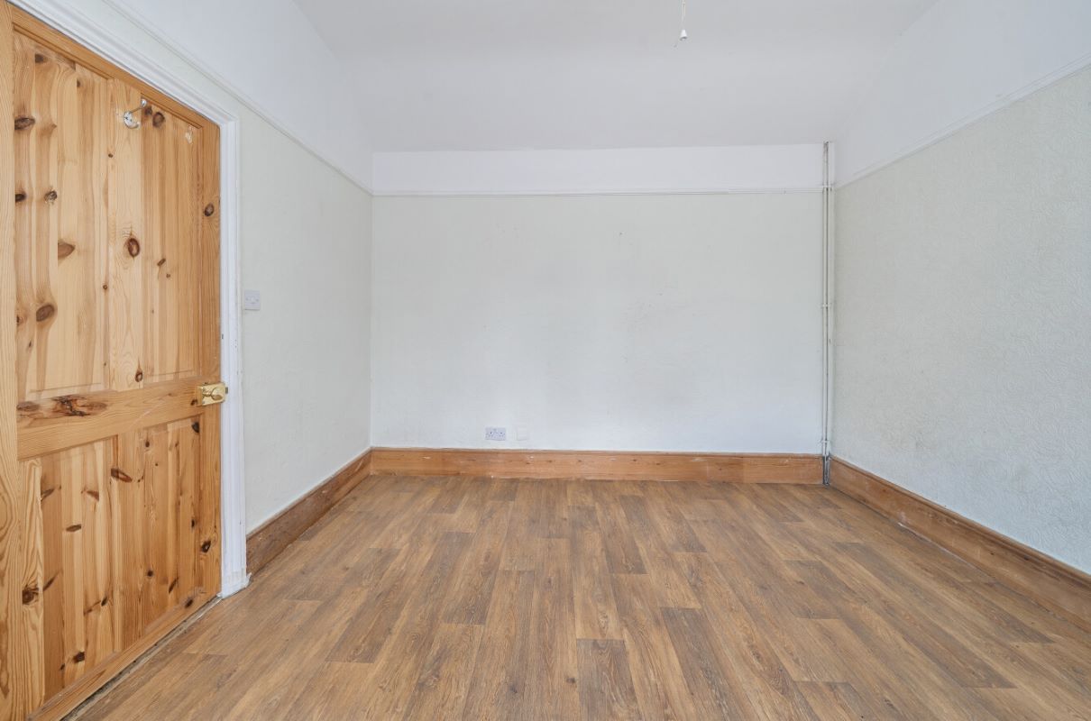 Image 10 of 22
