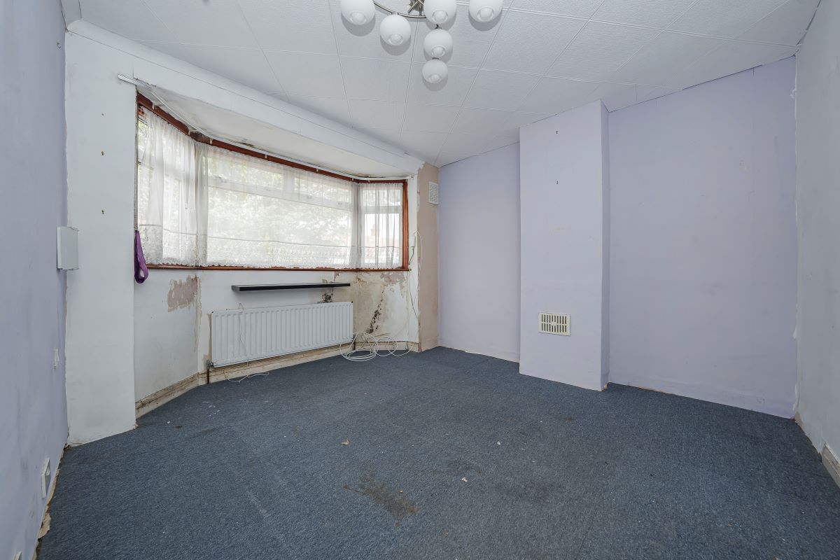 Image 9 of 16