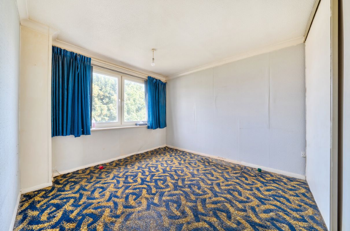 Image 10 of 20