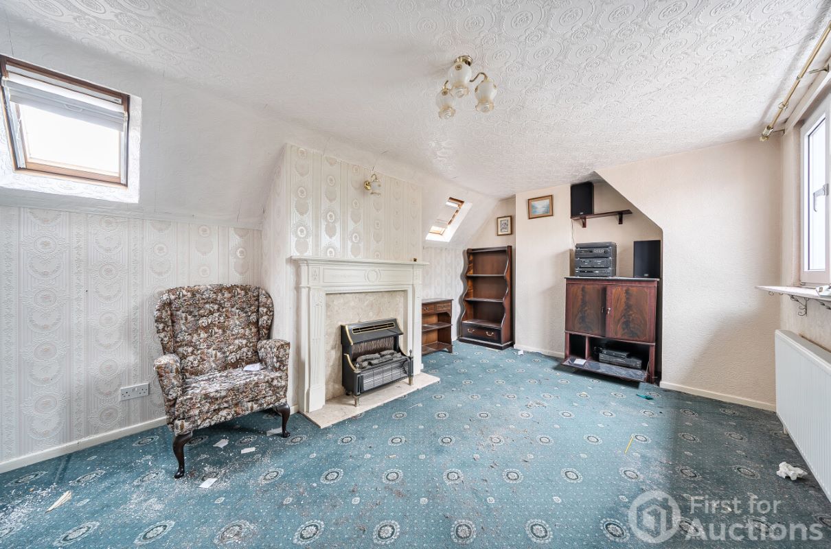 Image 11 of 21